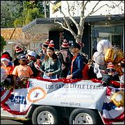 LosGatosChristmasParade2024-079Db2.jpg