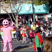 LosGatosChristmasParade2024-158b2.jpg