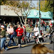 LosGatosChristmasParade2024-194Db2.jpg