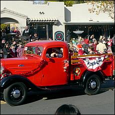 LosGatosChristmasParade2024-051b2.jpg