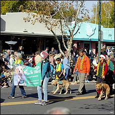 LosGatosChristmasParade2024-122Db2.jpg