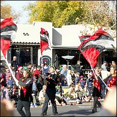 LosGatosChristmasParade2024-126Db1a.jpg