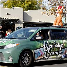 LosGatosChristmasParade2024-307Db2.jpg