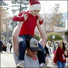 LosGatosChristmasParade2024-328Db2.jpg