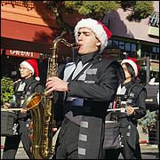 LosGatosChristmasParade25-033S.jpg
