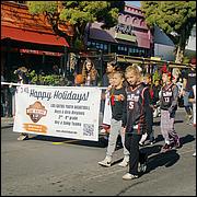 LosGatosChristmasParade25-385Sa.jpg