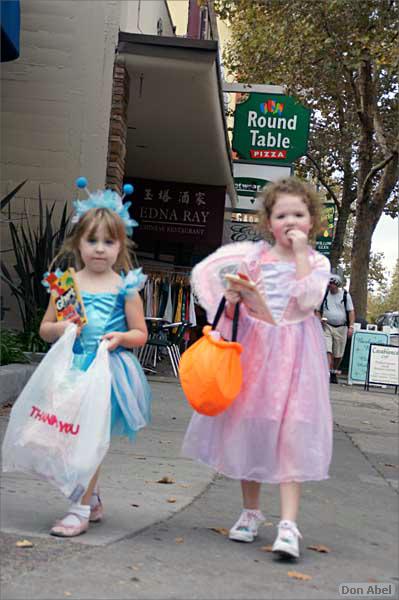 WG_Trick-or-Treat08-107c.jpg - for personal use