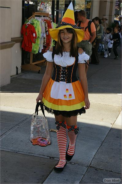 WG_TrickorTreat09-031b.jpg - for personal use