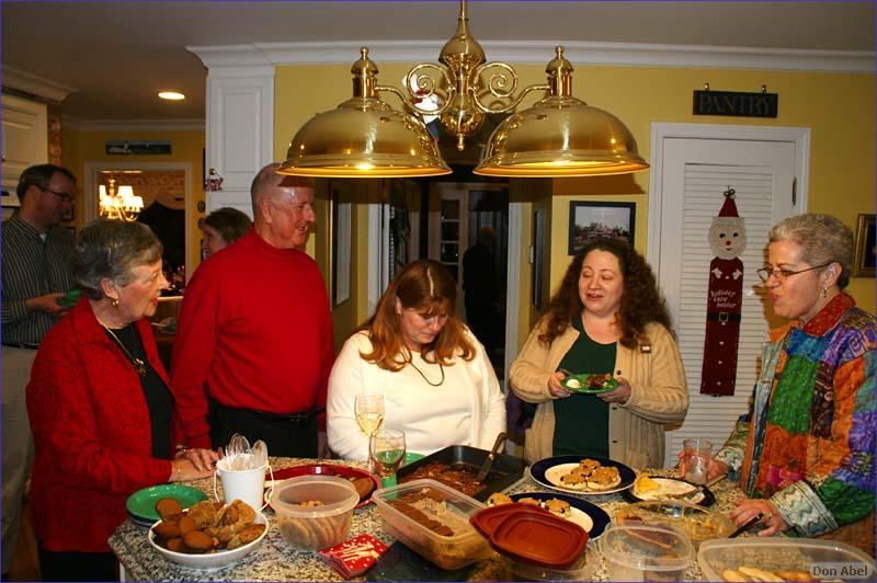 SJMBXmasParty09-71c.jpg - for personal use