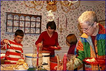 SJMBXmasParty09-52b.jpg