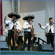 SSVPops2014_MariachiSolDeMexico-128a-web.jpg