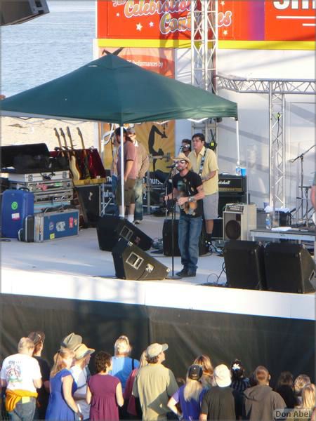 SantaCruz_GinBlossoms08-24c.jpg - for personal use