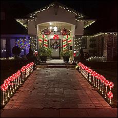 ChristmasDisplays25-247Aa.jpg