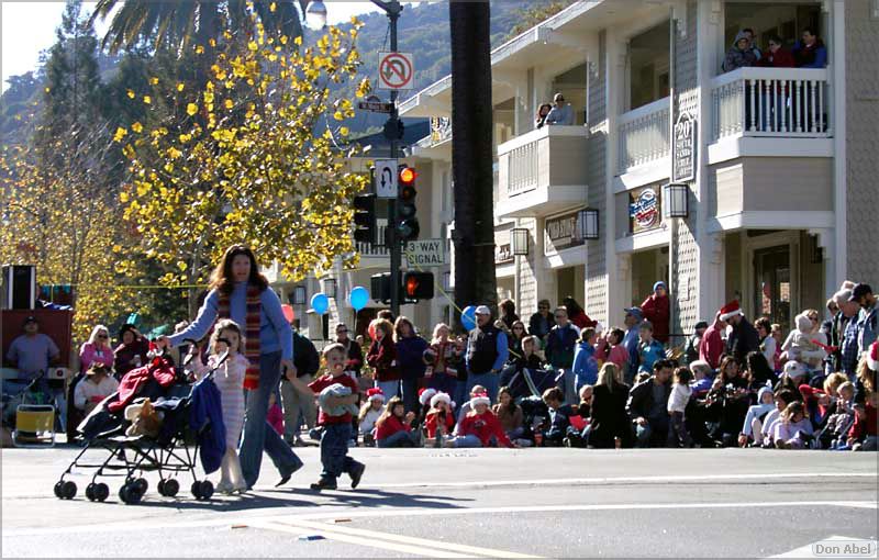 LosGatos_Christmas_Parade05-088b.jpg-for personal use only