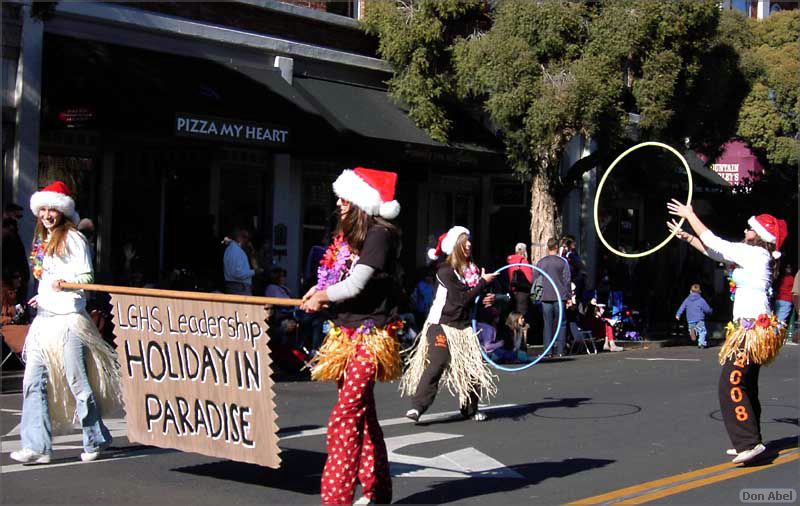 LosGatos_Christmas_Parade05-108b.jpg-for personal use only