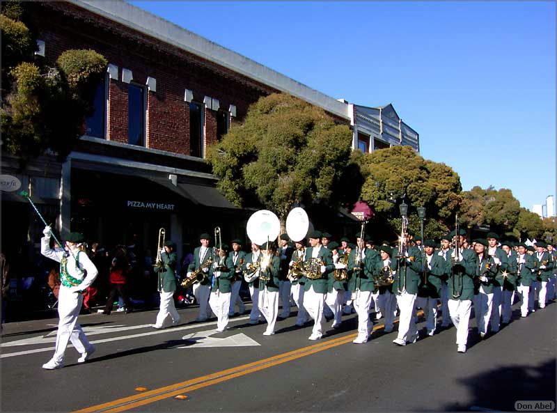 LosGatos_Christmas_Parade05-110b.jpg-for personal use only