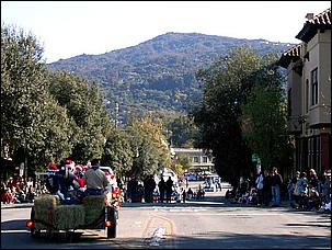 LosGatos_Christmas_Parade05-063a.jpg