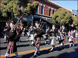 LosGatos_Christmas_Parade05-090b.jpg