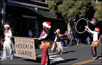 LosGatos_Christmas_Parade05-108b.jpg