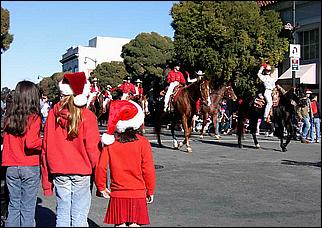 LosGatos_Christmas_Parade05-125b.jpg