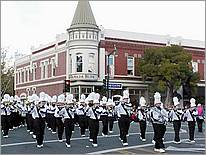 LosGatosChristmasParade07-207c.jpg