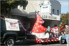 LosGatosChristmasParade08-138b.jpg