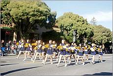 LosGatosChristmasParade08-160c.jpg