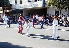 LosGatosChristmasParade08-202c.jpg