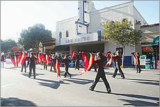 LosGatosChristmasParade08-253c.jpg