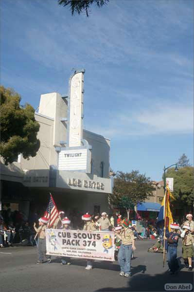 LosGatosChristmasParade08-136c.jpg - for personal use