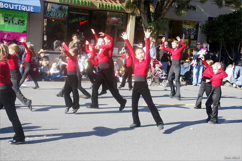 LosGatosChristmasParade08-227c.jpg - for personal use