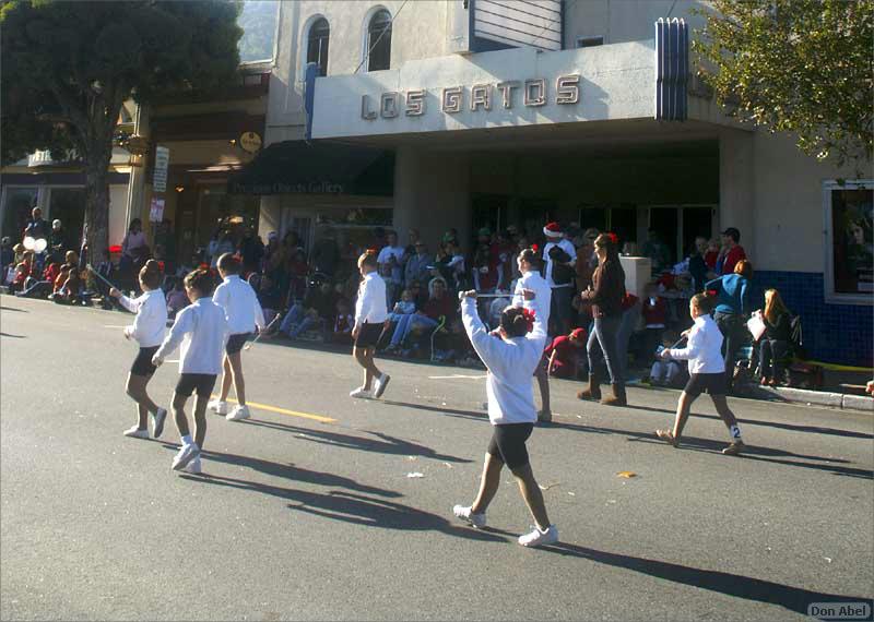 LosGatosChristmasParade08-230d.jpg - for personal use