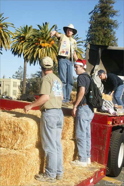 LosGatosChristmasParade08-398c.jpg - for personal use