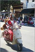 LosGatosChristmasParade08-244b.jpg