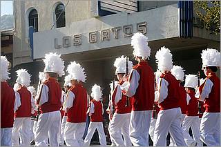 LosGatosChristmasParade08-256c.jpg