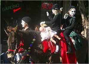 LosGatosChristmasParade08-291c.jpg