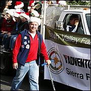 LosGatosChristmasParade09-265b.jpg