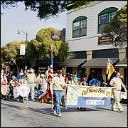 LosGatosChristmasParade09-269ab.jpg