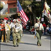 LosGatosChristmasParade09-275b.jpg