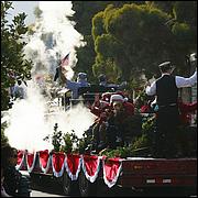 LosGatosChristmasParade09-339ab.jpg