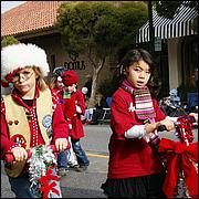 LosGatosChristmasParade09-440b.jpg