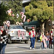 LosGatosChristmasParade09-467b.jpg