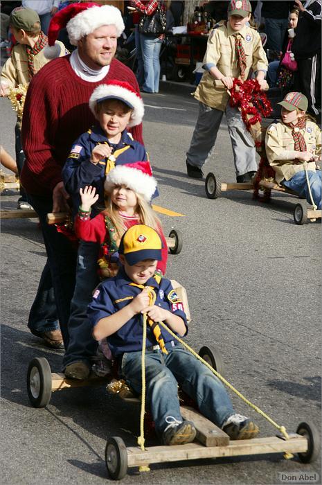 LosGatosChristmasParade09-229ab.jpg - for personal use