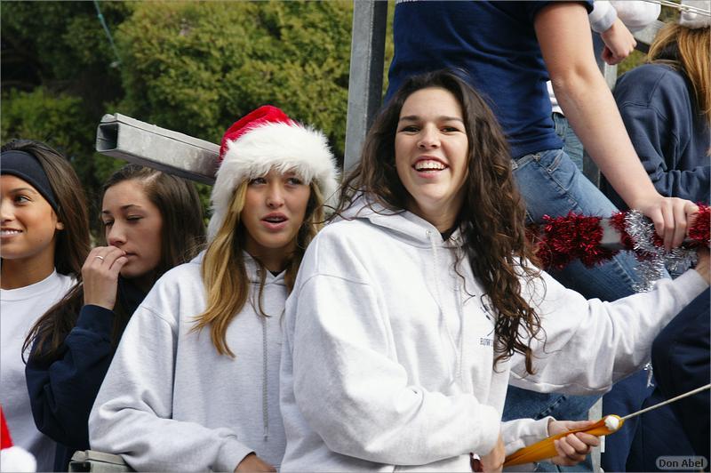 LosGatosChristmasParade09-426b.jpg - for personal use