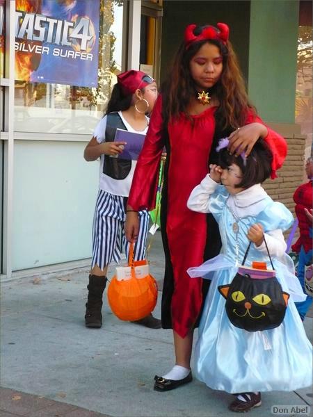 WG_Trick-or-Treat07-121b.jpg - for personal use