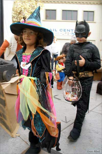 WG_Trick-or-Treat08-035c.jpg - for personal use