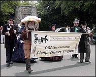 SacJazz06_parade-018c.jpg