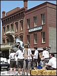 SacJazz07_parade-062b.jpg