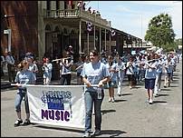 SacJazz07_parade-063b.jpg