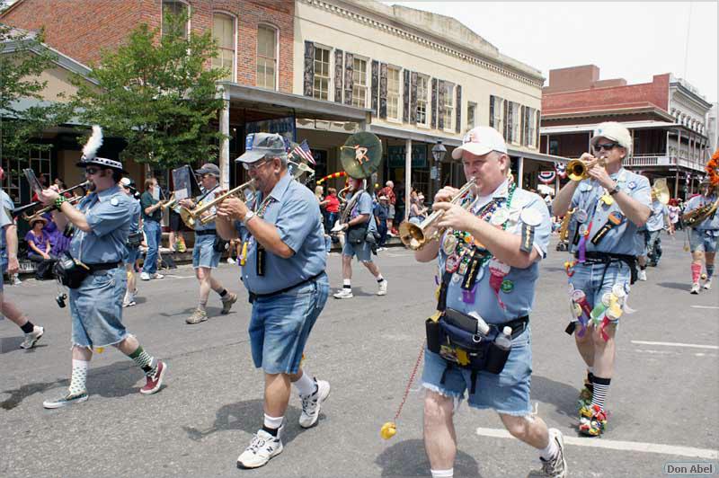 SacJazz08_parade-022d - for personal use only